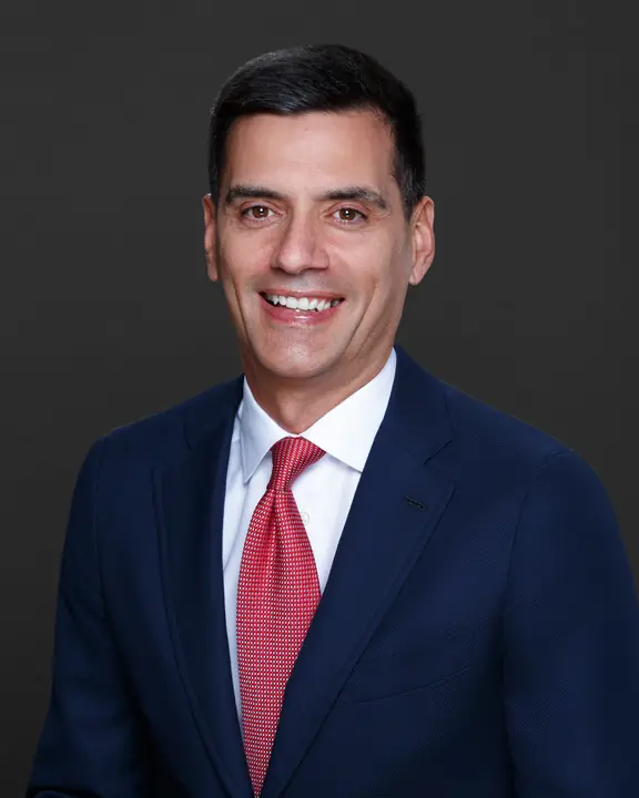 Dr. Jay M. Saenz, board-certified orthopedic surgeon and clinical advisor at BetterBrain